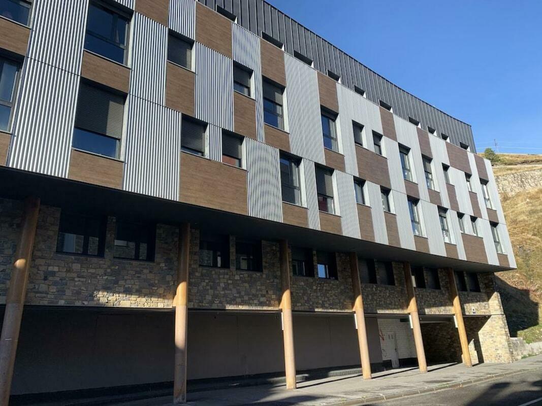 Hotel APARTAMENTOS LA SOLANA 3000 3* - Low prices for online booking in  ADMIRAL.TRAVEL