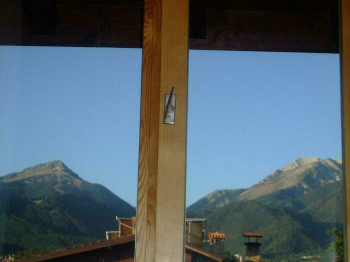 Image description