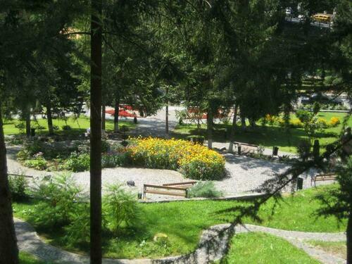 Image description