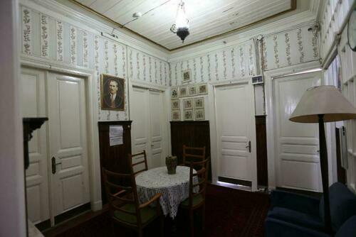 Image description