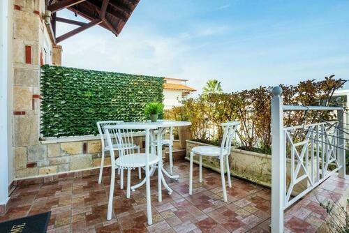 Image description