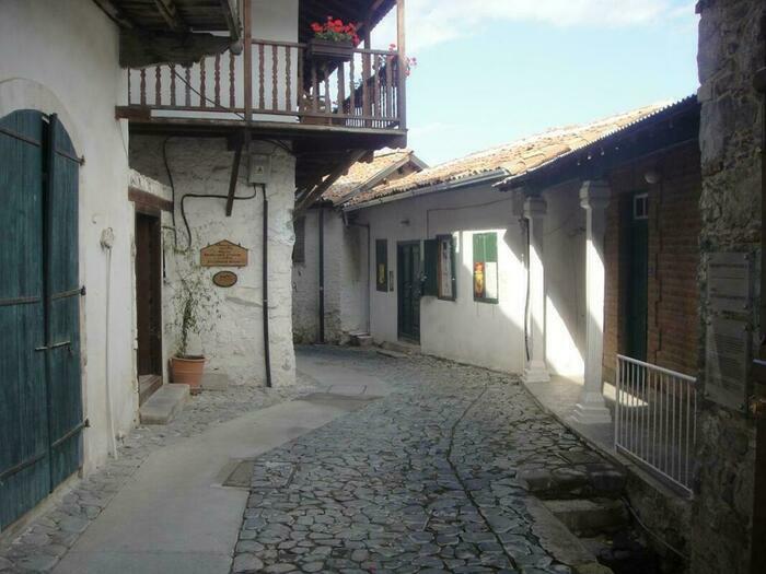 Image description