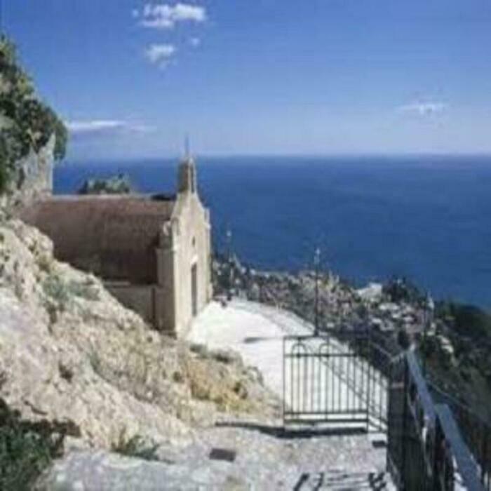 Image description