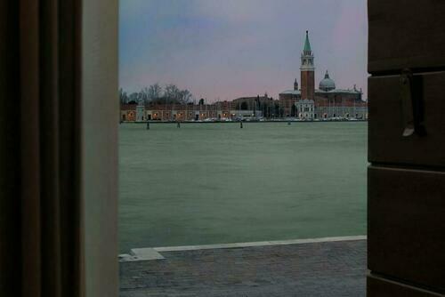 Image description