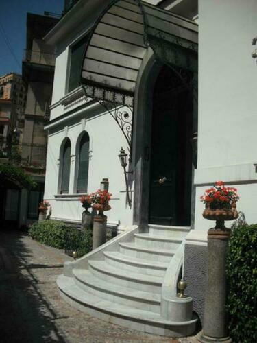 Image description