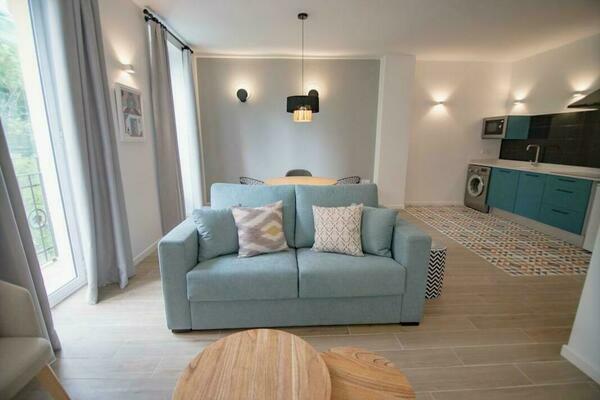 Image description