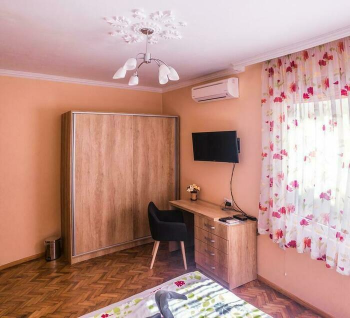 Image description